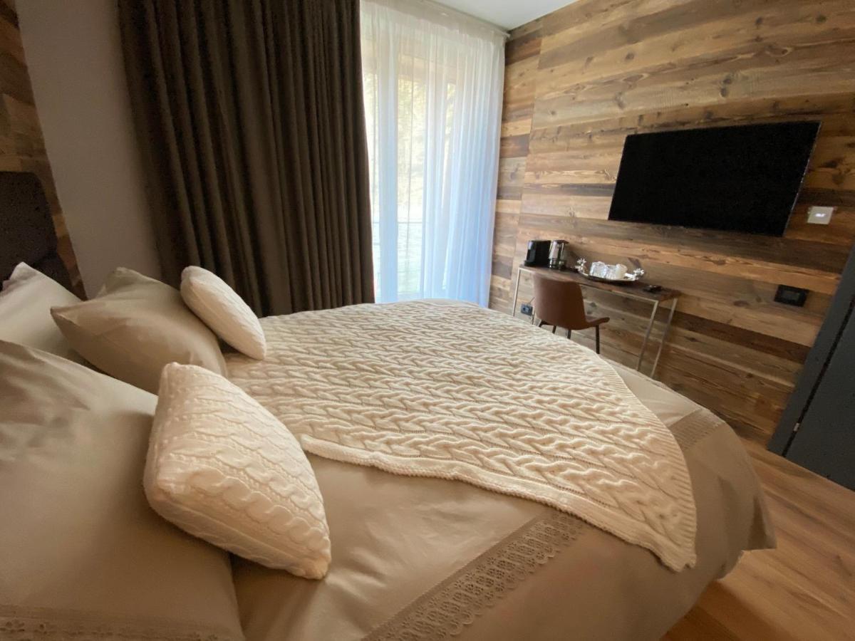 Chalet Blanc Breuil-Cervinia Eksteriør billede